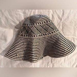 Roxy Sun Hat | Black and White | New